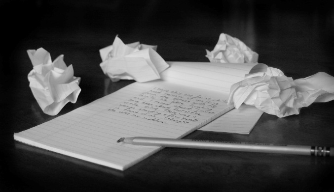 Scrivere tanto o scrivere poco, per scrivere bene? La ricerca (e la riflessione) continua, anche al di fuori del mondo letterario…