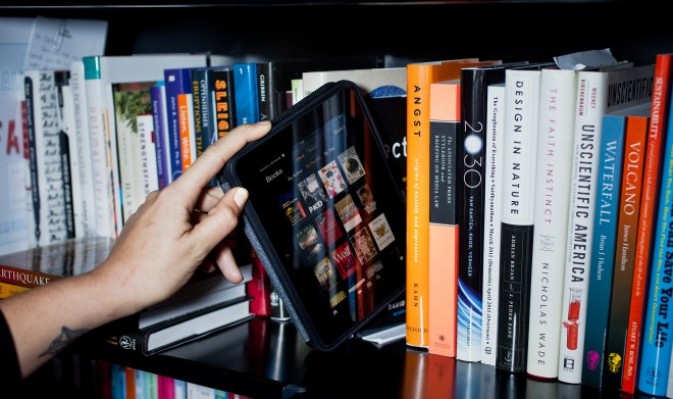 Parole dette vs. parole scritte. Quando, per salvare l’editoria italiana, servono fatti, non (appunto) tanti blablabla…