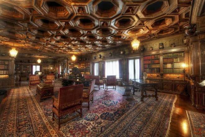 Hearst-Castle-library-3