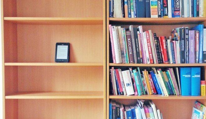 3020162-poster-p-1-can-e-books-save-the-neighborhood-bookstore