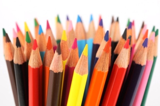 schrijven-cirkel-textuur-kleur-potloden_3311433