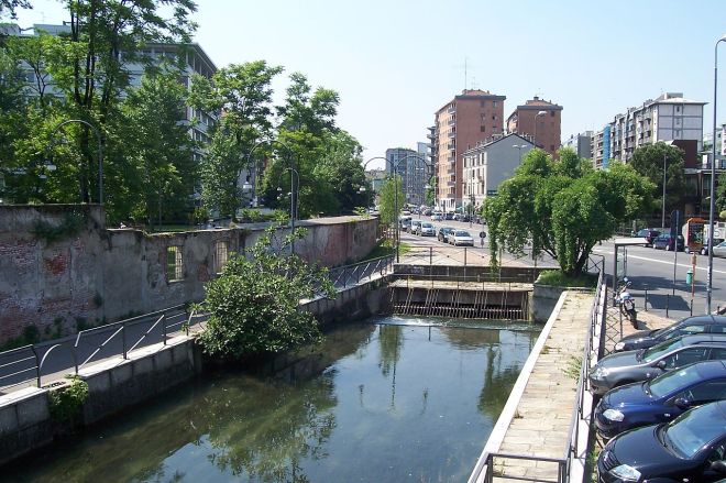 Il Naviglio della Martesana inizia il suo percorso sotterraneo.