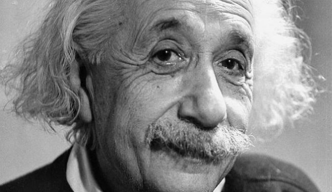 albert-einstein-trolls-665x385